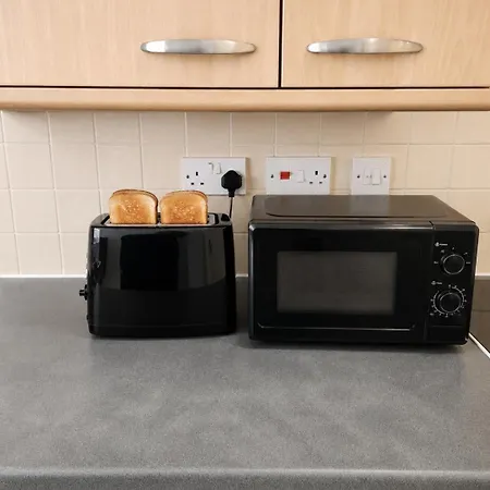 2 Bed In Centre *